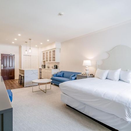 Chateau Renault Egg Harbor City 외부 사진
