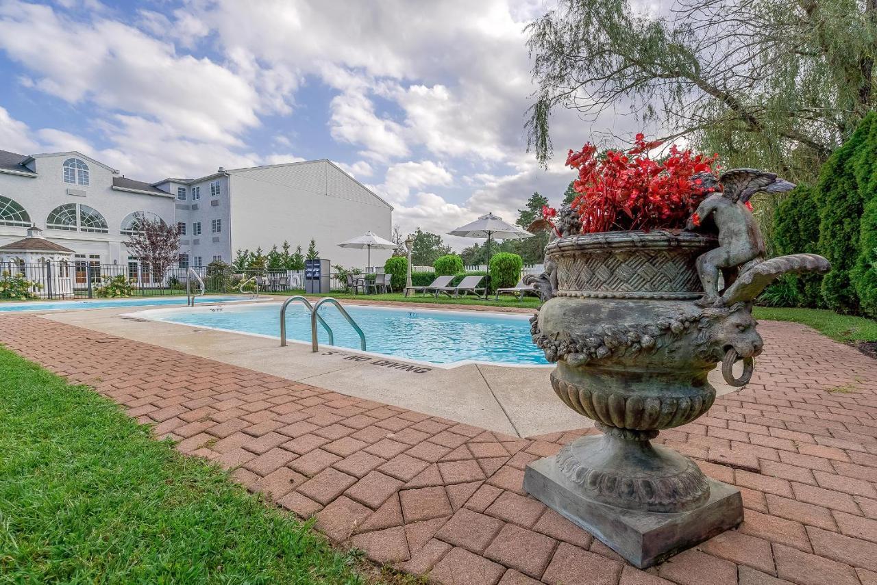 Chateau Renault Egg Harbor City 외부 사진