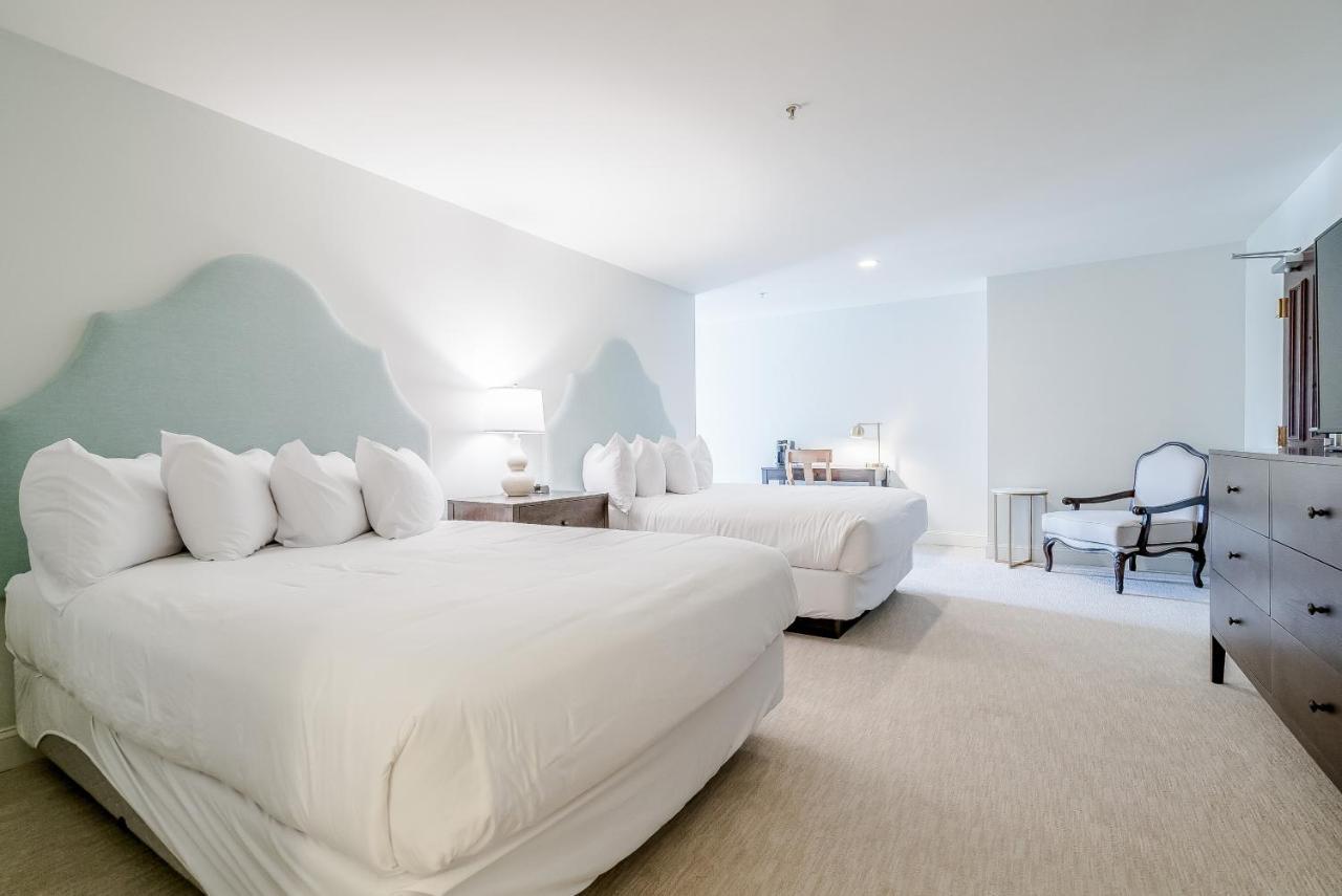 Chateau Renault Egg Harbor City 외부 사진
