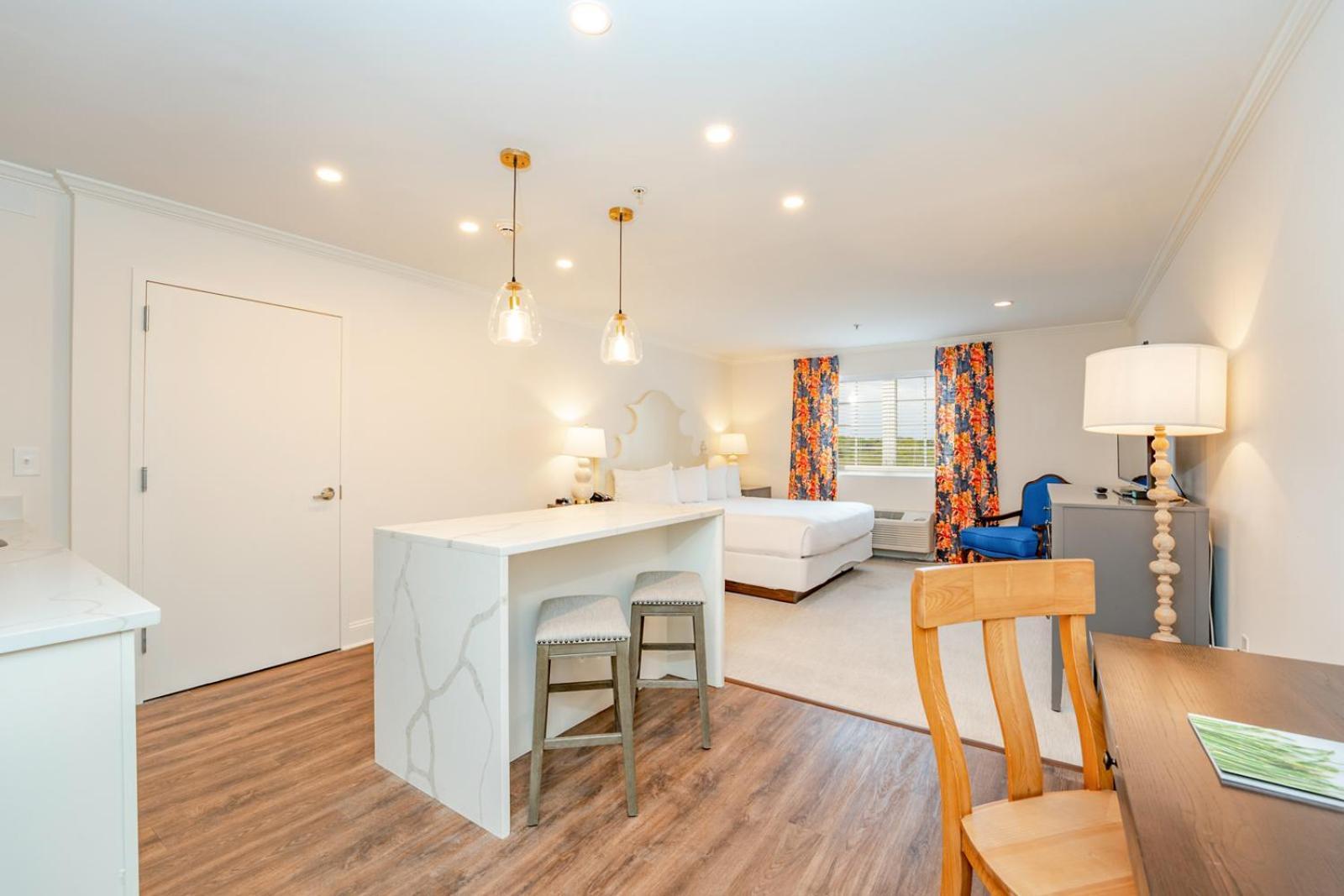 Chateau Renault Egg Harbor City 외부 사진