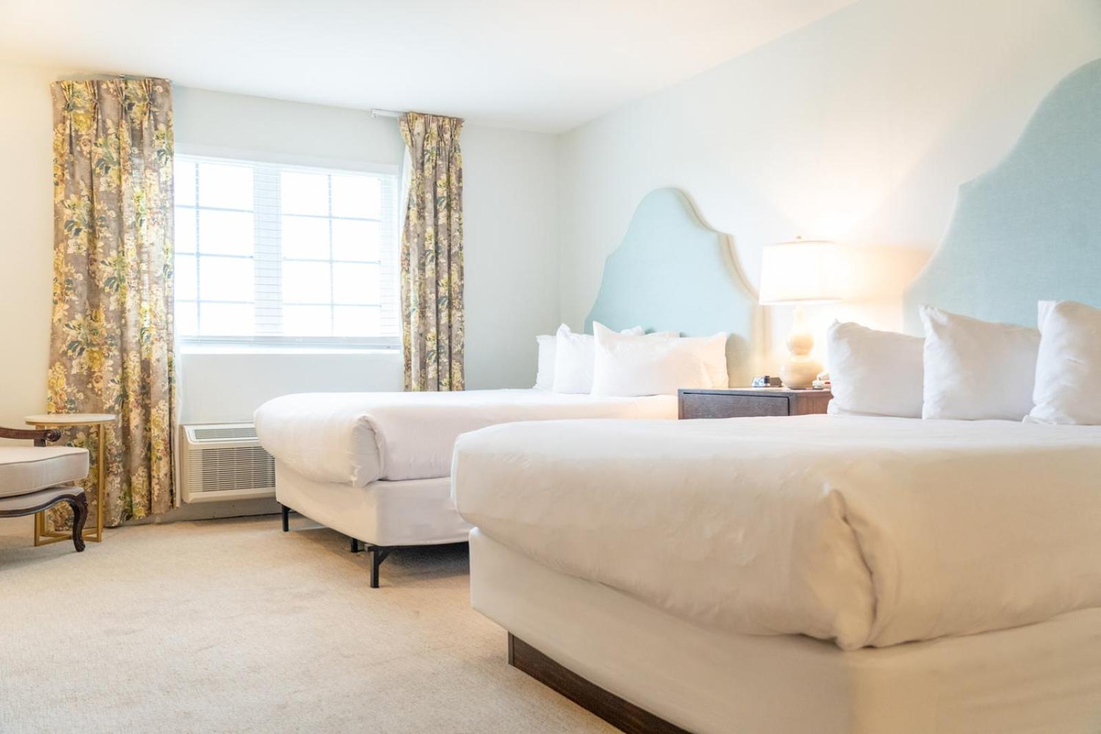 Chateau Renault Egg Harbor City 외부 사진
