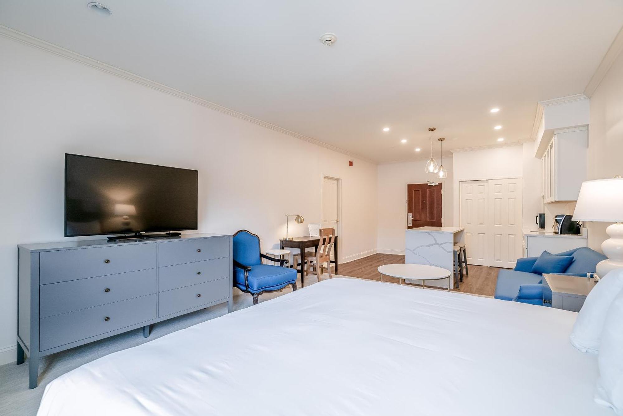 Chateau Renault Egg Harbor City 외부 사진